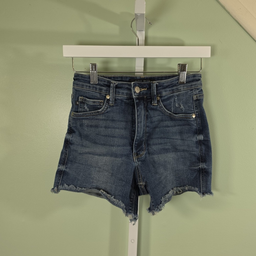 Judy Blue Curvy Lilly Tummy Control High Rise Raw Hem Shorts Medium Wash Small